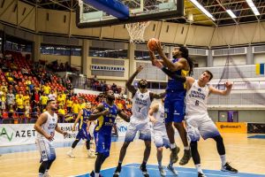 CSU Sibiu joacă luni seară la Craiova