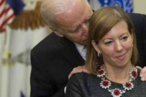 Joe Biden se apără înainte de-a intra în campanie: „Nimeni nu are dreptul să pună mâna pe o femeie”. Video în articol cu imagini şocante care intră în contradicţie cu ceea ce afirmă el