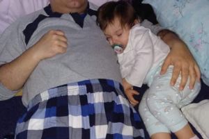 Strigat disperat de ajutor al unui invatator din Lipanesti, tatal unei fetite de doar un anişor. Barbatul se lupta cu cancerul si poate fi salvat!