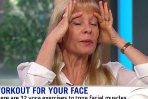 La revedere Botox? Yoga facială este cea mai nouă modă anti-rid. Foto în articol 