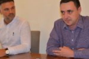 Proiectele lui Ungur, pasate la codaşii Primăriei Caransebeş în iniţierea de proiecte europene