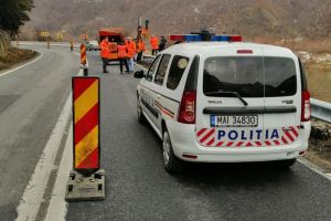 Lucrări în patru locuri pe Valea Oltului pe parcursul zilei de marţi