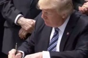 Breaking. Donald Trump şochează România. Lovitură în plis la Liviu Dragnea şi Guvernul PSD
