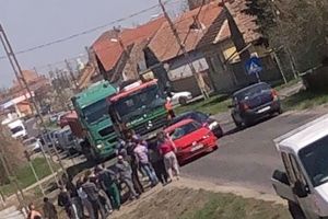 Biciclist mort după ce a fost lovit de maşină, lângă Timişoara
