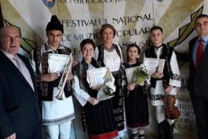 Elevi ai Şcolii Populare de Arte Suceava, premiaţi la Festivalul „Meleaguri ...