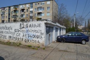 12 garaje din strada Călăraşilor vor fi demolate pentru a face loc parcărilor (FOTO)