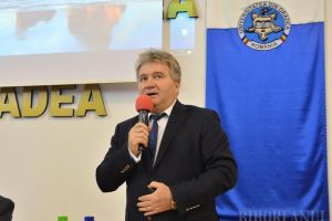 Starea Universităţii din Oradea: Peste 70% din banii instituţiei merg pe salarii