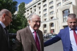 Medicii la care s-a prezentat Ion Iliescu RUP TĂCEREA: De ce a fost trimis de la Spitalul Elias la Spitalul Fundeni
