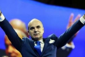 Joi, 4 aprilie, Rareş  Bogdan vine la Târgu Mureş!