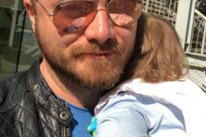 Probleme de sănătate în familia Gabrielei Cristea. Tavi Clona şi fetiţa cea mare a cuplului au ajuns de urgenţă la spital 