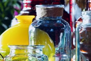 Ca pe vremea copilariei, bani de buzunar din garanţia pe sticle şi borcane