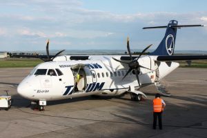 PROBLEME. Avionul Bucureşti – Satu Mare a aterizat de urgenţă după 10 minute!