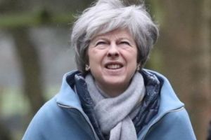 Smârcurile Brexitului: Theresa May vrea o nouă amânare