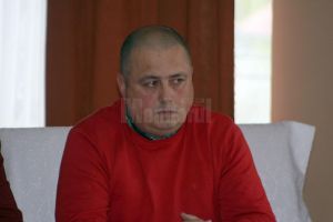 Primarul oraşului Broşteni, Nicolae Chiriac, a fost repus în funcţie printr-o decizie a ...