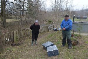 Doi vicoveni, prinşi la graniţa româno-ucraineană cu peste 4.000 de pachete de ţigări