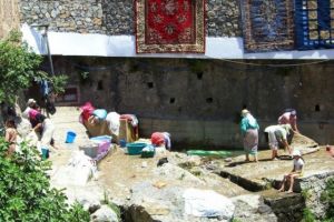 Sfârşit tragic pentru o tânără de 23 de ani! A murit în timp ce spăla un covor. GRESEALA pe care o poti face si TU!