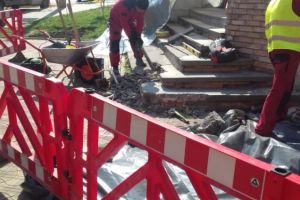 Se reabiliteaza jardinierele si zidurile de sprijin din municipiul Constanta. In ce zona se efectueaza lucrari (galerie foto)