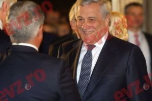 În Europa- adversari, împotriva României-tovarăşi. Oficialii europeni sunt acuzaţi că dau semnale incompatibile cu valorile europene