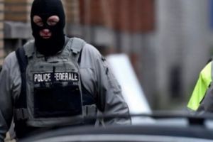 Serviciile secrete franceze au dejucat un atentat terorist. Atacatorii au recunoscut că acţionau în numele ISIS