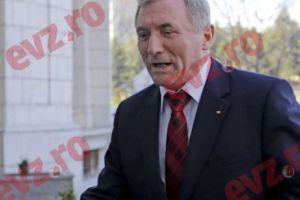 Scandal mare la Parchetul General. Zeci de persoane cer demisia lui Augustin Lazăr