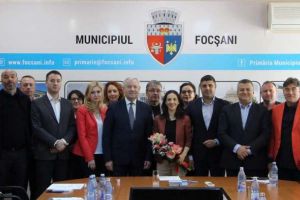 FOTO: Campioana olimpică Andreea Răducan caută la Focşani viitoare campioane la gimnastică