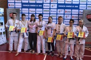 Șapte medalii şi două titluri naţionale pentru judoka de la LPS Bihorul la Naţionalele de juniori III şi copii I