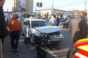 FOTO-ULTIMĂ ORĂ: Accident la BIG! O persoană a fost rănită