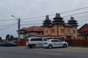 Bandă de hoţi din Piteşti, după gratii în urma unei vizite matinale!