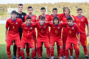 Fotbalisti la Academia Hagi: Constantin Grameni, Alexi Pitu si Louis Munteanu, titulari in meciul Romania - Irlanda