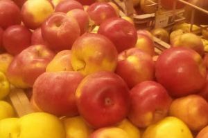 Preţuri la fructe, culese din supermarket