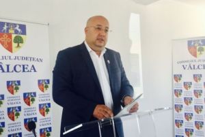 Activităţi în interesul vâlcenilor desfăşurate în luna martie de Constantin Rădulescu, preşedintele Consiliului Judeţean