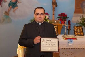 Mai radicali: Fiindcă nu şi-a retras candidatura pentru PSD, preotul româno-american Chris Terheş a fost demis în SUA şi „returnat” Episcopiei din Oradea