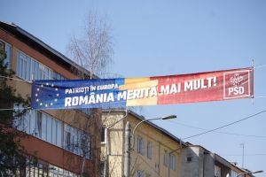 Oficial nu este campanie electorală, dar Suceava este împânzită cu bannerele partidelor