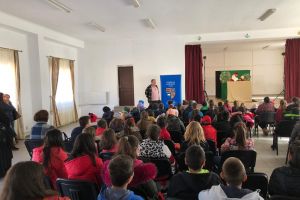 Spectacolele Teatrului de Păpuşi ,,Puck” vor ajunge în toate comunele clujene 