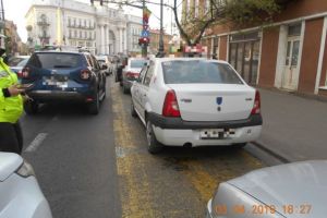 Taximetriştii, în VIZORUL Poliţiei Locale. Oamenii legii au aplicat AMENZI USTURĂTOARE (GALERIE FOTO)
