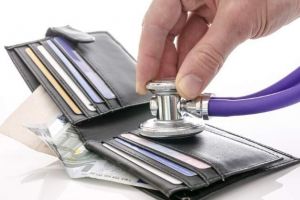 Pentru că nu mai sunt bani în SĂNĂTATE, Guvernul se pregăteşte să reintroducă coplata serviciilor medicale