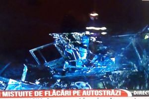 Masina de 120.000 de euro distrusa de flacari pe Autostrada Bucuresti -Constanta