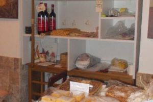 Delicatese ISPITITOARE la Schitul Florica