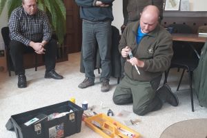 Armele pentru tranchilizare pot reprezenta o soluţie provizorie în cazul atacurilor uşilor, până când Ministerul Mediului ia măsuri