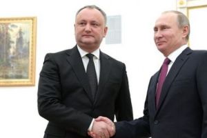Sforile lui Vladimir Putin. Republica Moldova a ajuns din comunism în ologarhie