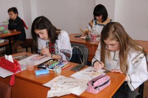 Copiii cu aptitudini artistice au participat la concursul judeţean de artă creştină ...