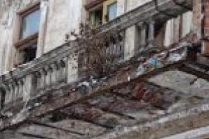 De la agonie la extaz! Ruina fostului CEC va primi sansa la o noua “viata”