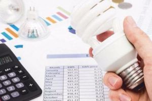 Lovitură pentru toţi românii. Cu cât au crescut facturile
