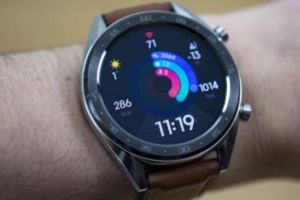 Smartwatch Huawei - a venit TIMPUL sa te gandesti la cadouri pentru Paste (P)