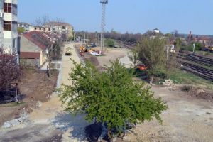 Drumul din strada Martin Andersen Nexo, de lângă Podul Teodor Neş din Oradea, prinde contur (FOTO / VIDEO)