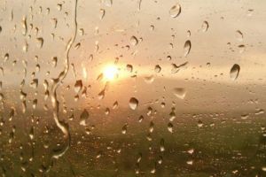 Prognoza meteo pentru weekend – Țineţi umbrelele aproape