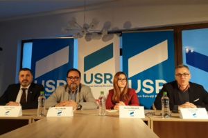 Parlamentarii USR au vorbit la Constanta despre sistemul de vot electronic si referendumul pe justitie