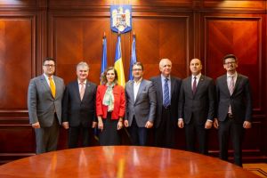 Ambasadorul Republicii Turcia la Constanta in vizita de curtoazie la Prefectura Constanta (galerie foto)