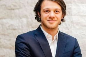 Un alt om de afaceri se va alătura echipei Rapid. Este importator de maşini şi n-a mai avut legături cu fotbalul