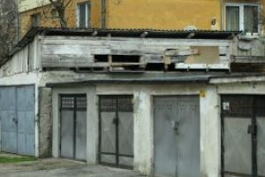 Baia Mare: Vezi daca ai numele pe lista garajelor care urmeaza sa fie demolate pentru proiectul “Parcari publice zona Munteniei”